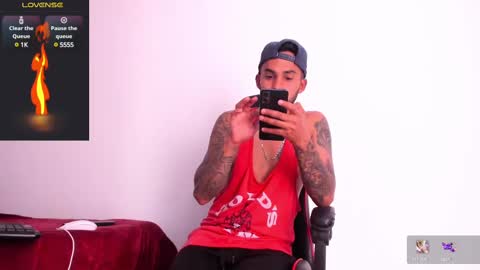 Snapshot of akira_tattoo chatting on March 7, 2025, 7:05 pm Akira online show from March 7, 2025, 7:05 pm