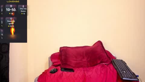 Snapshot of akira_tattoo chatting on October 16, 2025, 11:28 pm Akira online show from October 16, 2025, 11:28 pm