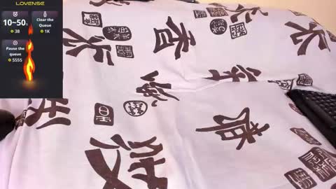 Snapshot of akira_tattoo chatting on November 12, 2025, 10:41 pm Akira online show from November 12, 2025, 10:41 pm