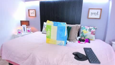 Akira online show from September 19, 2025, 4:40 pm