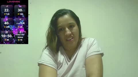 Snapshot of alahia_fox chatting on December 12, 2024, 1:21 am alahia online show from December 12, 2024, 1:21 am