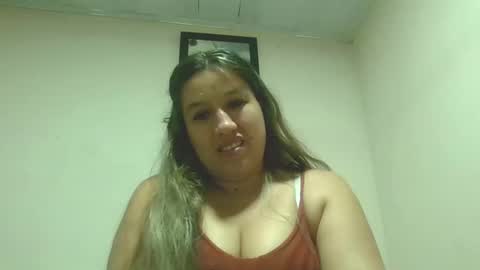 Snapshot of alahia_fox chatting on December 25, 2024, 10:06 am alahia online show from December 25, 2024, 10:06 am