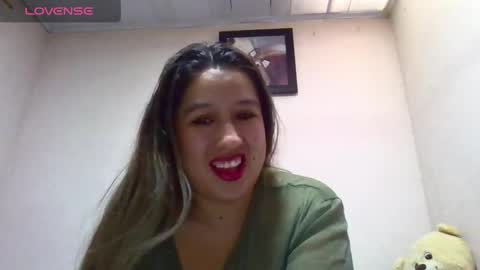 Snapshot of alahia_fox chatting on March 6, 2025, 3:56 pm alahia online show from March 6, 2025, 3:56 pm