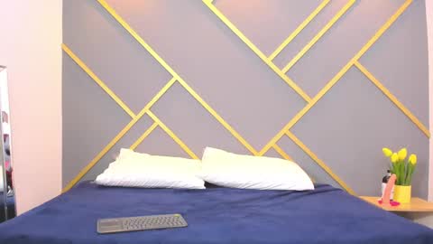 alaia_colins online show from February 16, 2025, 3:37 am