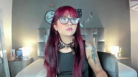 Snapshot of alaiarogers chatting on January 13, 2025, 11:08 am Alaia online show from January 13, 2025, 11:08 am