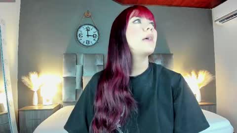 Snapshot of alaiarogers chatting on February 28, 2025, 11:36 am Alaia online show from February 28, 2025, 11:36 am