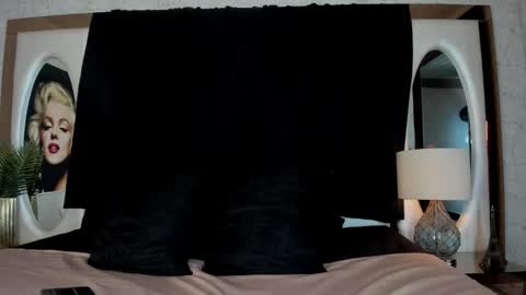 Snapshot of alan_santhos chatting on October 26, 2025, 5:24 am ---Alan--- online show from October 26, 2025, 5:24 am