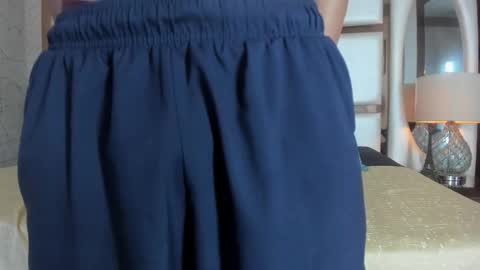 Snapshot of alan_santhos chatting on November 28, 2025, 4:15 am ---Alan--- online show from November 28, 2025, 4:15 am