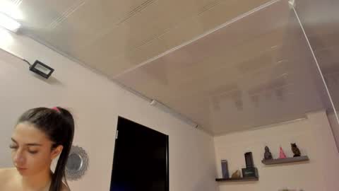 Maeve  online show from December 21, 2024, 10:28 am