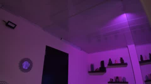 Maeve  online show from December 23, 2024, 5:11 pm