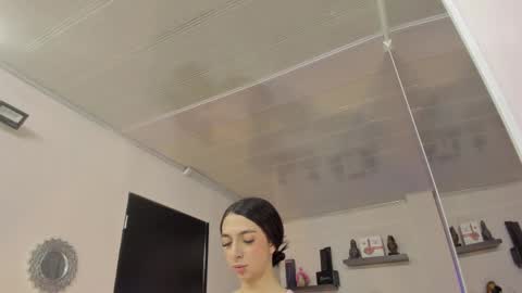 Maeve  online show from March 5, 2025, 11:06 am