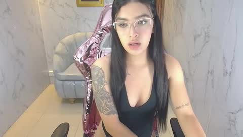 Alana online show from December 18, 2025, 1:28 pm