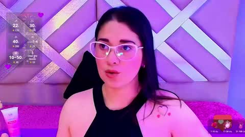 Alana  online show from November 18, 2025, 12:09 pm