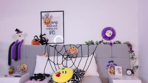 Snapshot of alanaa_gomez chatting on October 12, 2025, 11:59 pm Alanaa online show from October 12, 2025, 11:59 pm