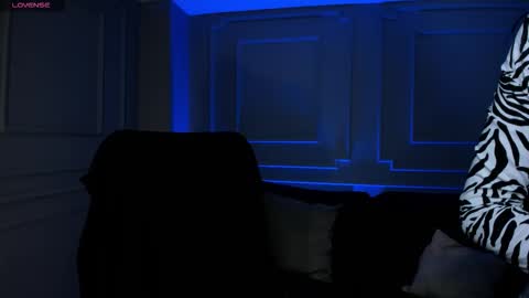 Alana online show from November 7, 2025, 12:16 pm