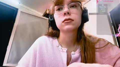 Snapshot of alanehadaller chatting on November 28, 2025, 8:17 am Stella online show from November 28, 2025, 8:17 am