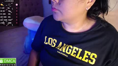Snapshot of alanna_brunette chatting on February 25, 2025, 1:09 am lanna online show from February 25, 2025, 1:09 am