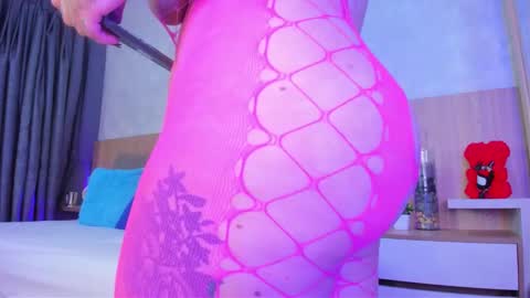 Alanna  online show from November 11, 2025, 2:11 am