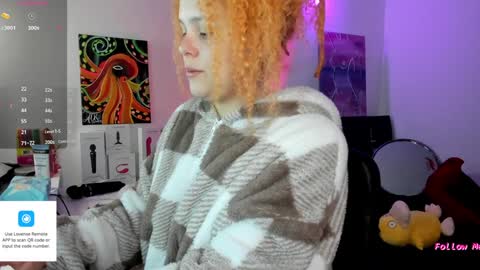 Caro online show from December 2, 2024, 1:57 pm