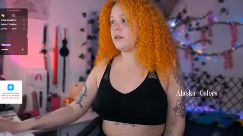 Caro online show from November 17, 2025, 2:12 pm