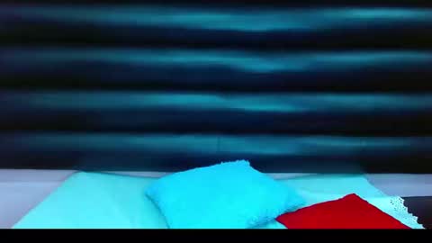 Snapshot of alasmith_ chatting on December 24, 2024, 5:27 am AlaSmith online show from December 24, 2024, 5:27 am