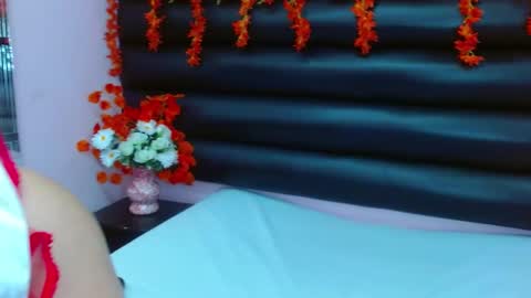 Snapshot of alasmith_ chatting on January 14, 2025, 2:29 am AlaSmith online show from January 14, 2025, 2:29 am