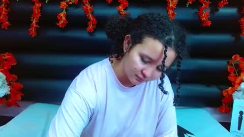 Snapshot of alasmith_ chatting on February 4, 2025, 8:02 am AlaSmith online show from February 4, 2025, 8:02 am