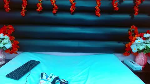 Snapshot of alasmith_ chatting on February 5, 2025, 2:19 am AlaSmith online show from February 5, 2025, 2:19 am