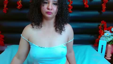 Snapshot of alasmith_ chatting on February 11, 2025, 5:05 am AlaSmith online show from February 11, 2025, 5:05 am