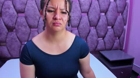 Snapshot of alasmith_ chatting on September 24, 2025, 2:15 am AlaSmith online show from September 24, 2025, 2:15 am