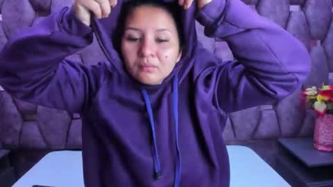 Snapshot of alasmith_ chatting on October 19, 2025, 2:23 am AlaSmith online show from October 19, 2025, 2:23 am