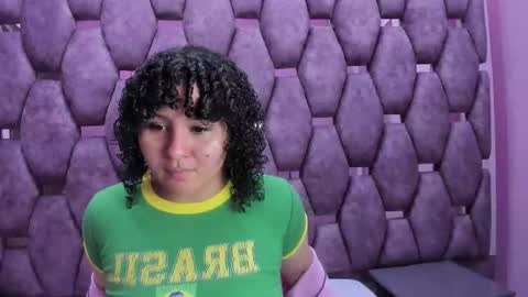 Snapshot of alasmith_ chatting on November 5, 2025, 2:22 am AlaSmith online show from November 5, 2025, 2:22 am