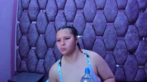 Snapshot of alasmith_ chatting on November 11, 2025, 2:44 am AlaSmith online show from November 11, 2025, 2:44 am