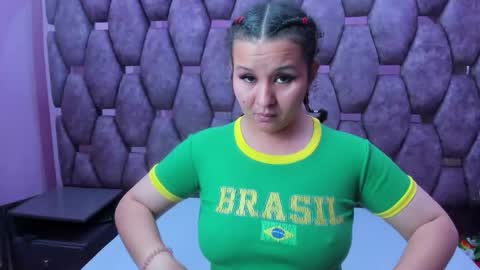 Snapshot of alasmith_ chatting on November 12, 2025, 2:34 am AlaSmith online show from November 12, 2025, 2:34 am