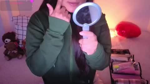 alba_toro535670 online show from September 22, 2025, 12:18 pm