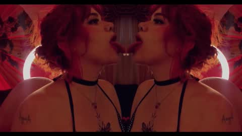 albaandthayron online show from November 21, 2025, 12:04 pm