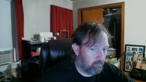 Snapshot of alberik2316 chatting on October 12, 2025, 3:22 pm Alberik online show from October 12, 2025, 3:22 pm