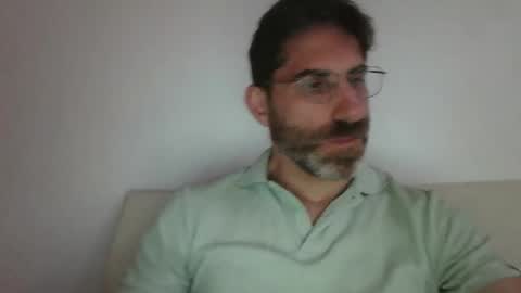 Snapshot of alcatrazcage chatting on October 5, 2025, 3:32 pm Alcatrazcage online show from October 5, 2025, 3:32 pm