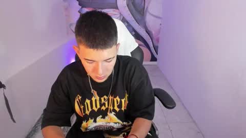 Aleck Boy online show from December 4, 2025, 7:33 pm