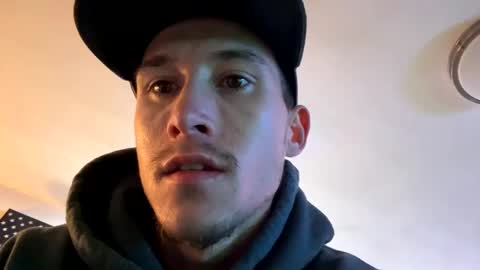 Snapshot of alecurclit chatting on December 14, 2024, 10:18 pm alecurclit online show from December 14, 2024, 10:18 pm