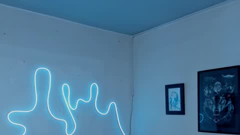 Alejandra online show from November 13, 2025, 4:00 am