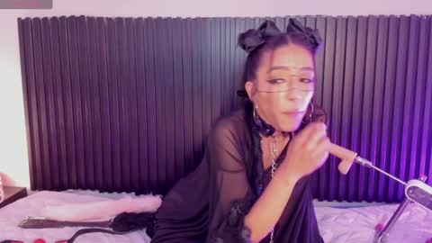 Snapshot of aleja__slav3 chatting on January 28, 2025, 9:30 am aleja__slav3 online show from January 28, 2025, 9:30 am