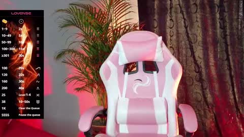 Snapshot of alejaa_jonees chatting on February 10, 2025, 10:19 pm Alejandra Jones online show from February 10, 2025, 10:19 pm