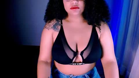 Snapshot of alejandra_conde chatting on January 28, 2025, 11:28 pm Alejandra online show from January 28, 2025, 11:28 pm