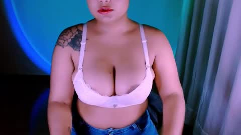 Snapshot of alejandra_conde chatting on February 28, 2025, 1:26 am Alejandra online show from February 28, 2025, 1:26 am