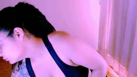 Snapshot of alejandra_conde chatting on November 2, 2025, 3:36 pm Alejandra online show from November 2, 2025, 3:36 pm