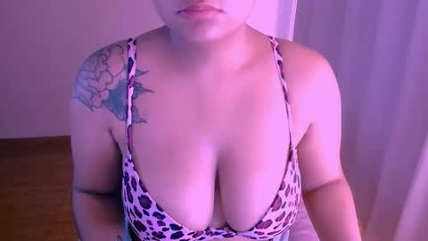 Snapshot of alejandra_conde chatting on December 1, 2025, 5:18 pm Alejandra online show from December 1, 2025, 5:18 pm