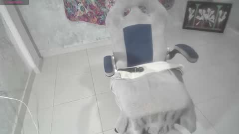 Snapshot of alejandra_joha chatting on March 5, 2025, 7:05 am Alejandra Joha online show from March 5, 2025, 7:05 am