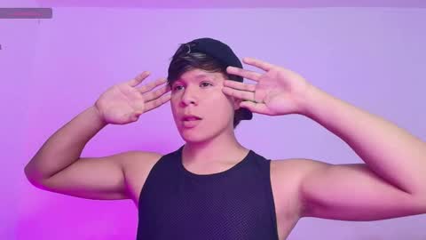 Snapshot of alejandro_vt chatting on October 16, 2025, 12:17 pm Alejandro G online show from October 16, 2025, 12:17 pm