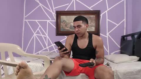 alejandrocock online show from October 15, 2025, 4:01 am